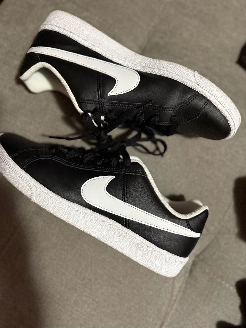 Nike White and Black Men's Sneaker Interior Label Detail